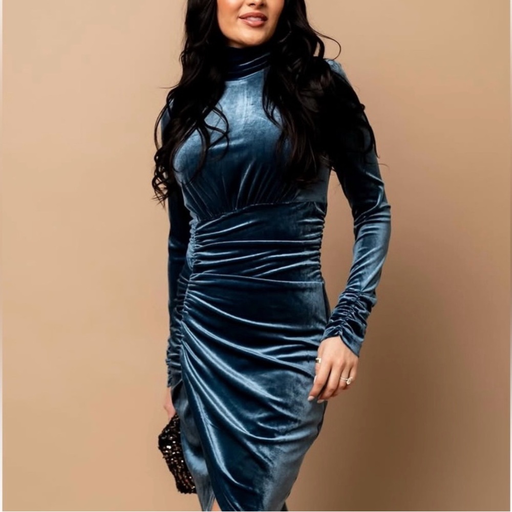 Elegant Sleek Simple Blue Velvet Turtleneck Dress - Picture 2 of 7